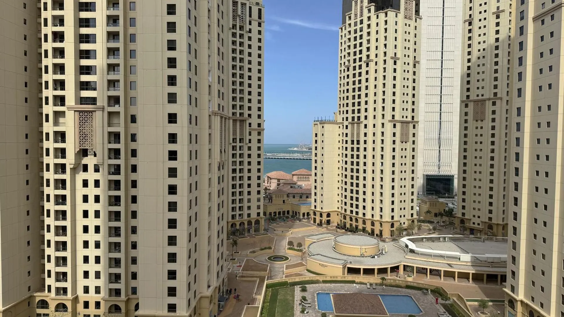 Cozy Sea View Apt In Liv Residence Tower, Dubai Marina Cozy Marina & Sea View Apt In Bay Central Tower With Modern Gym & Pool, Steps To Jbr Beach & Metro Apartment