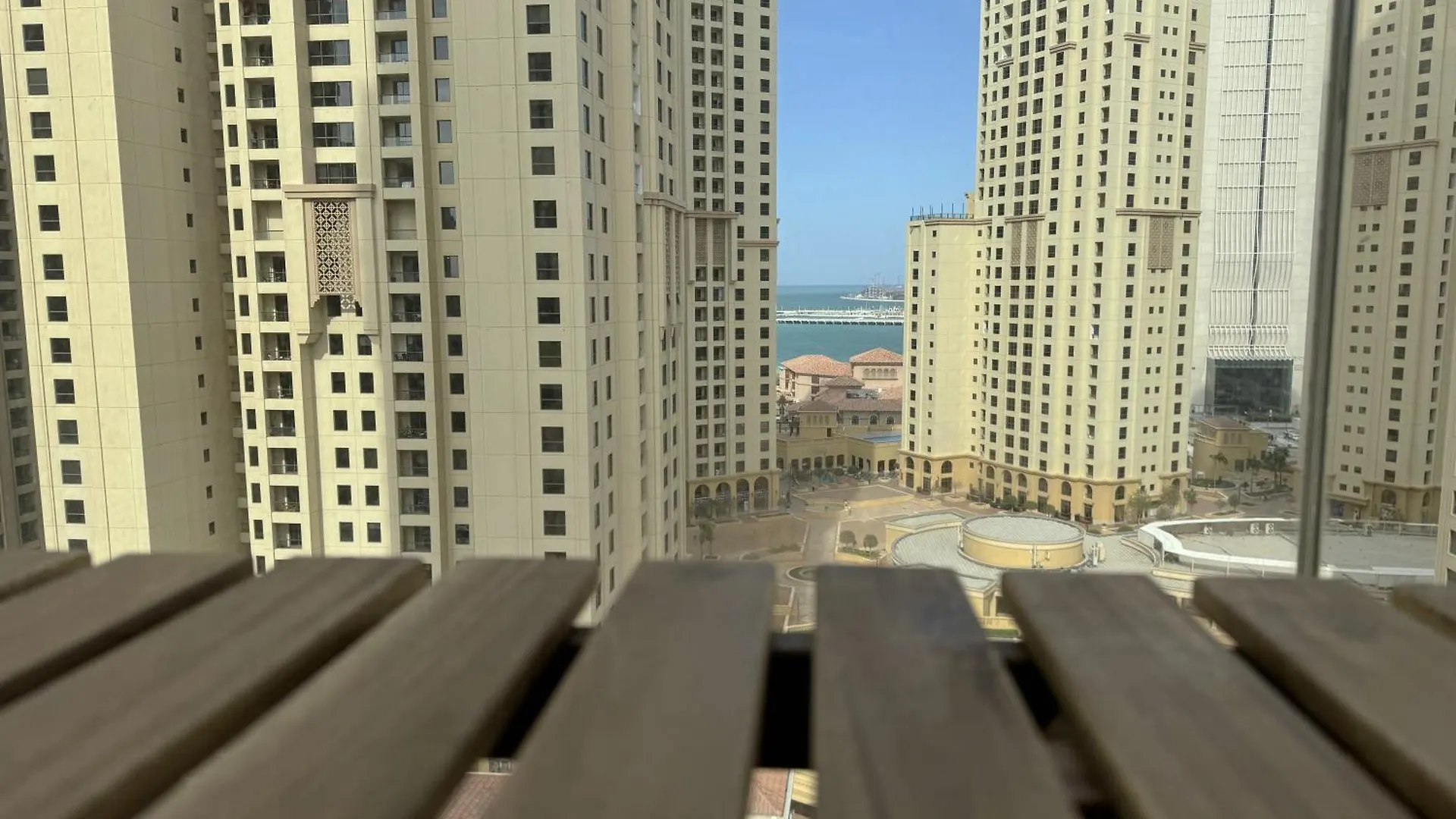 Cozy Sea View Apt In Liv Residence Tower, Dubai Marina Cozy Marina & Sea View Apt In Bay Central Tower With Modern Gym & Pool, Steps To Jbr Beach & Metro Apartment